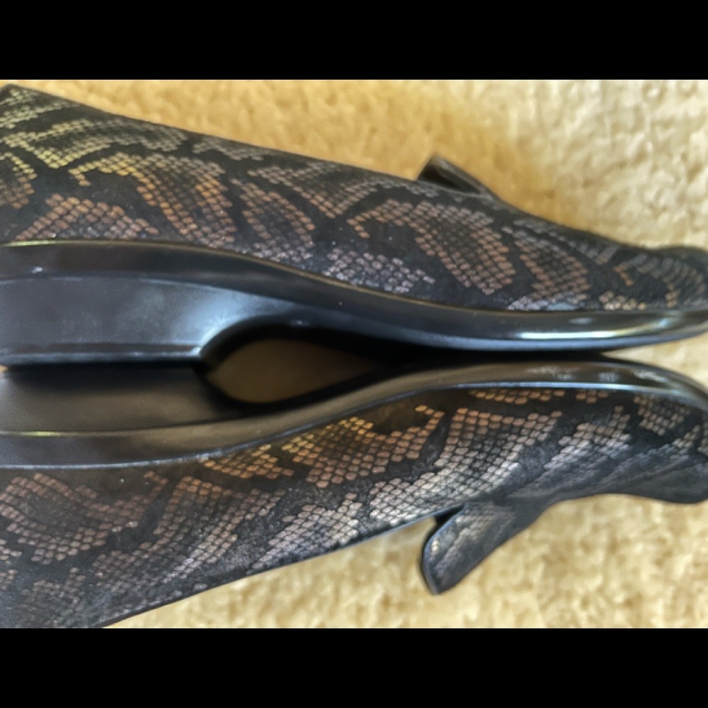 Dansko flats - Picture 2 of 4